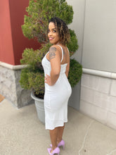 Load image into Gallery viewer, Bombshell